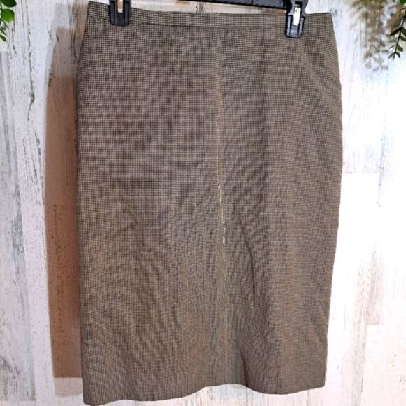 Moschino Cheap and Chic Vibtahe Knee Length Skirt LIKE NEW - Picture 4 of 4